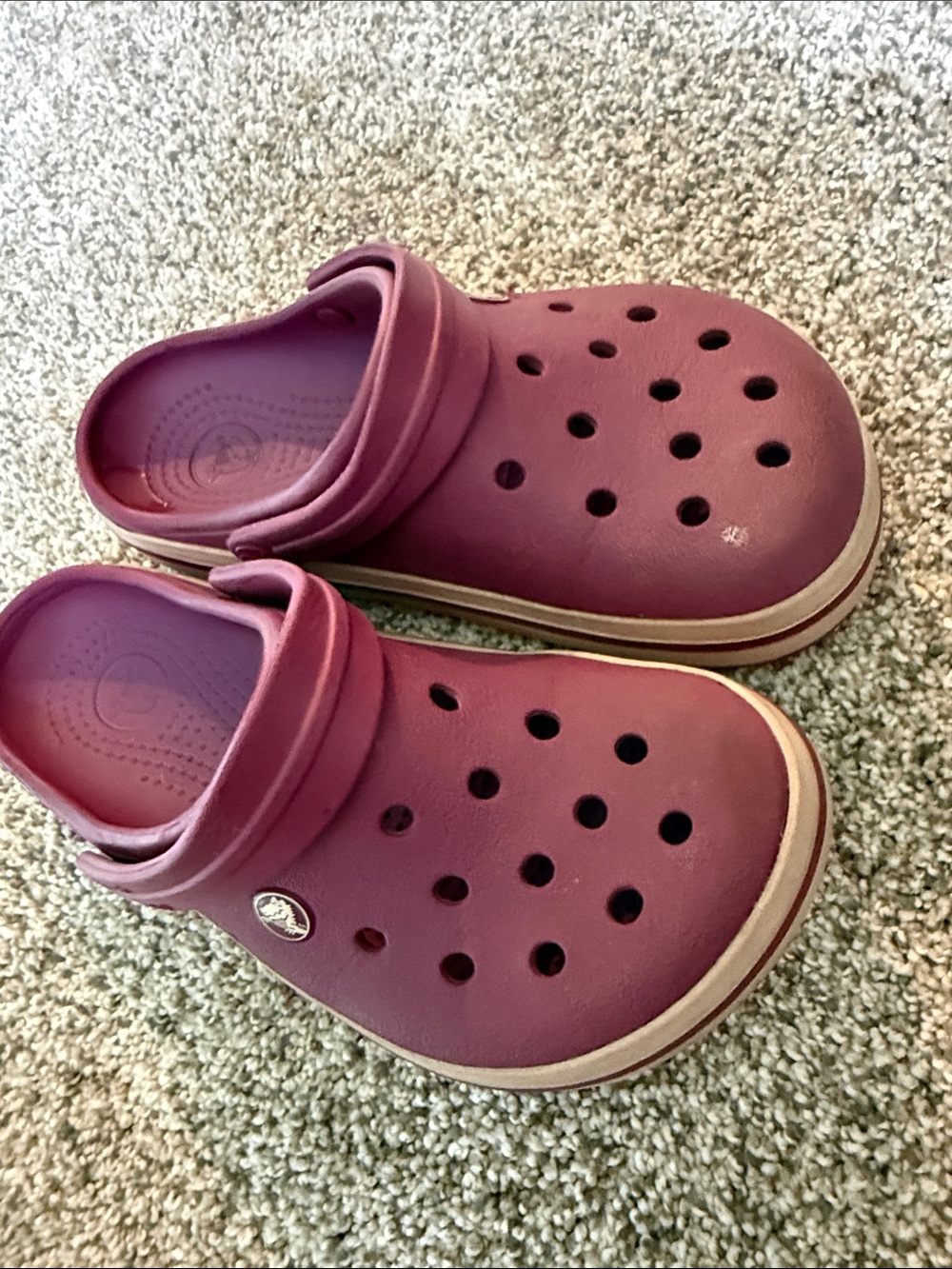 Women’s Crocs sz 6